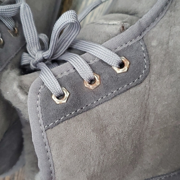 12 - UGG Grey Boots - Picture 6 of 7